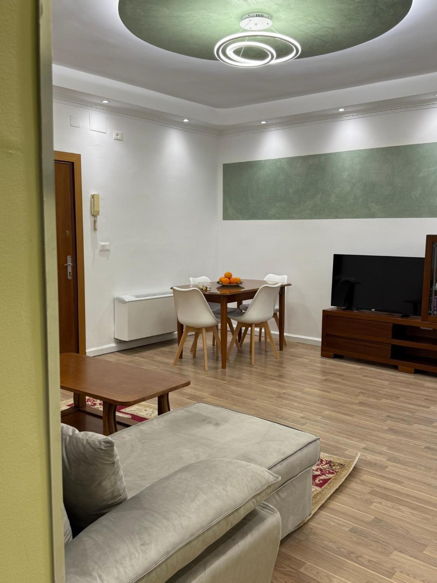 Comfort 2br With Lush Living Apartment Tirana